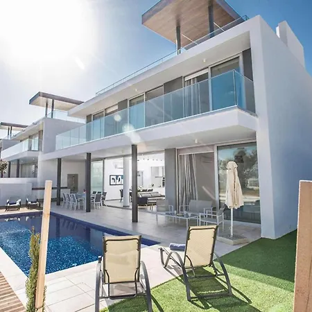 Olive 5 Villa